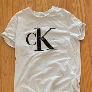 Calvin Klein T